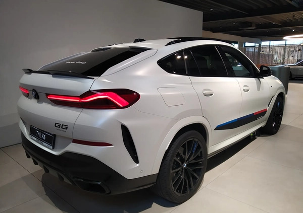 BMW X6 cena 515000 przebieg: 15000, rok produkcji 2023 z Bobolice małe 154